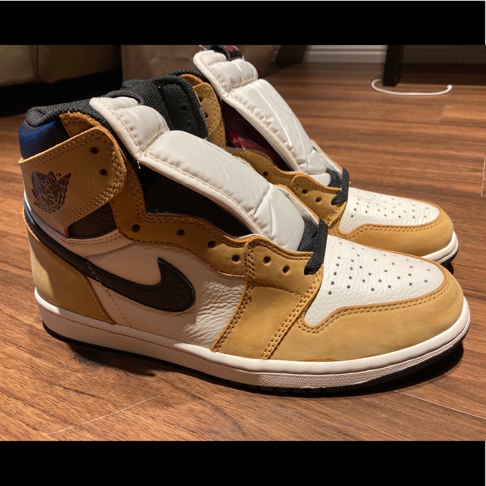 Jordan 1 - ROTY - Rookie Of The Year - Size 8.5